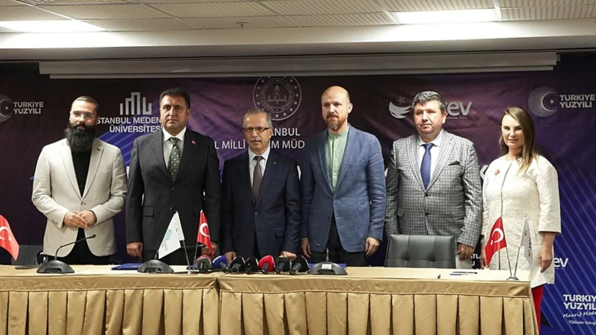 Bilal Erdoğan’ın katılımıyla İstanbul Güzel Sanatlar Müzik Ortaokulu açıldı