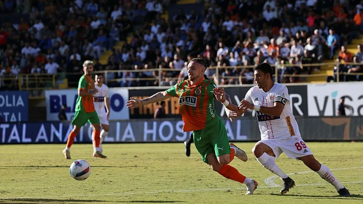 Akdeniz derbisinde kazanan Antalyaspor