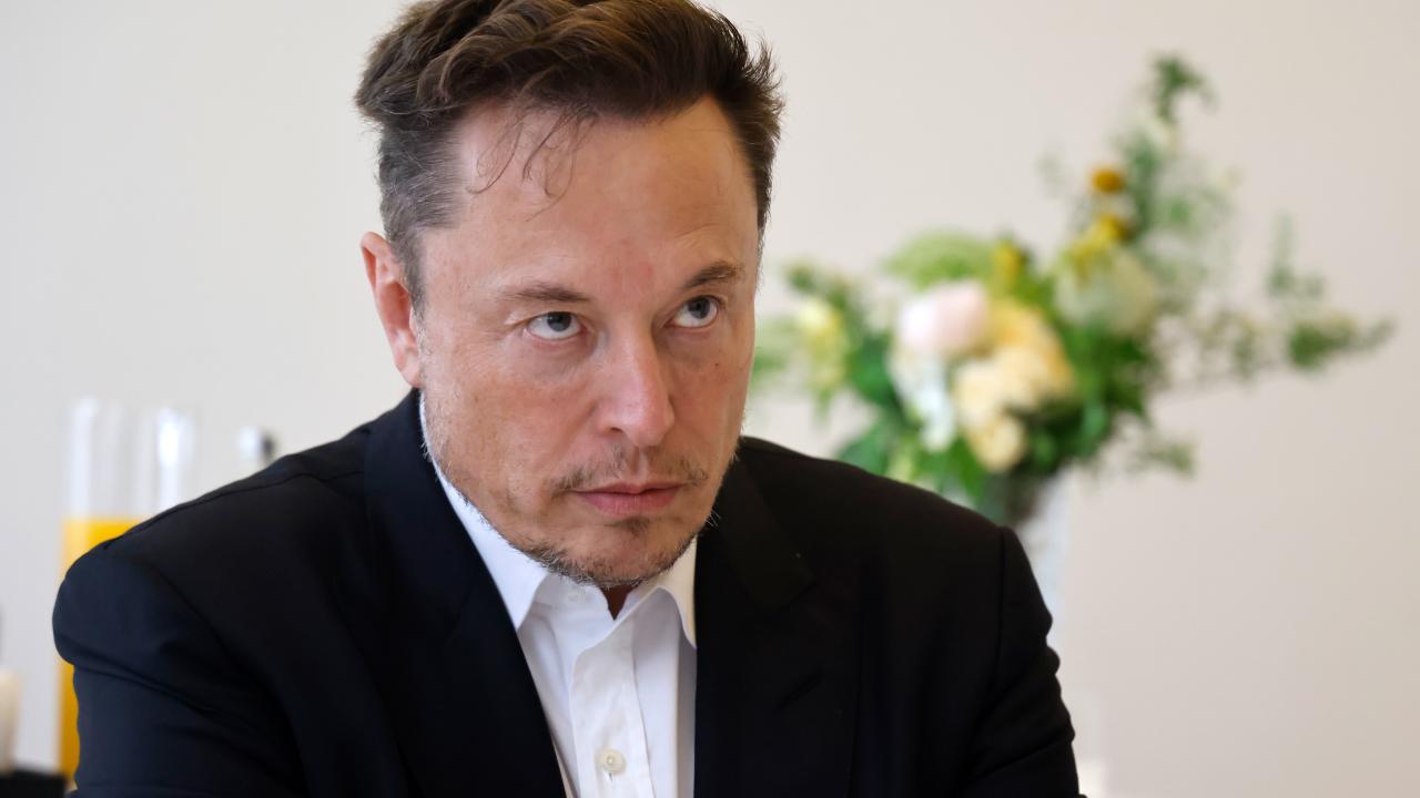 Elon Musk: Hükümet, on milyonlarca gereksiz medya aboneliği yaptı