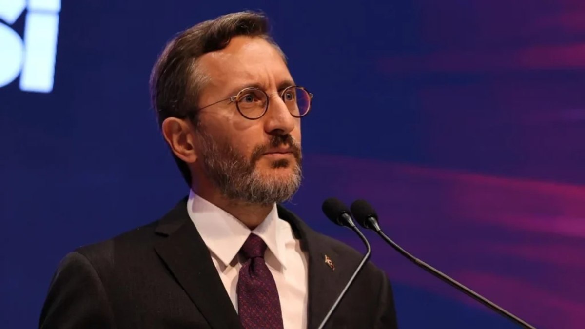 Fahrettin Altun’dan Özgür Özel’in boykot çağrısına tepki