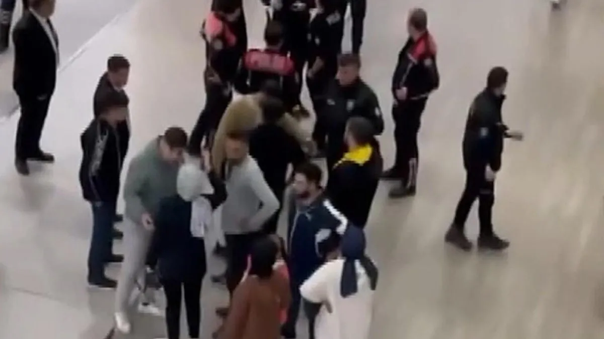 Hastanede küfür eden şahsı uyarınca olanlar oldu: 8 kişi gözaltına alındı!