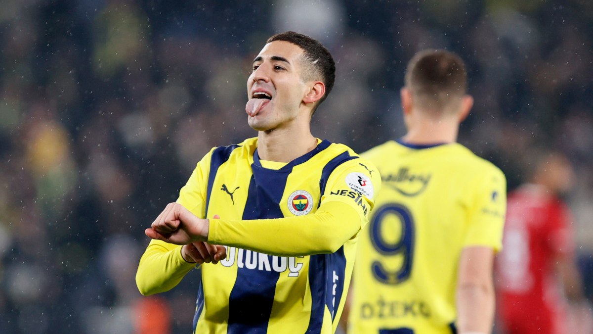Mert Müldür’den Okan Buruk’a olay gönderme